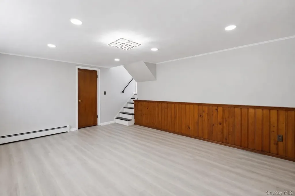 1413 Peters Boulevard Bay Shore NY 11706
