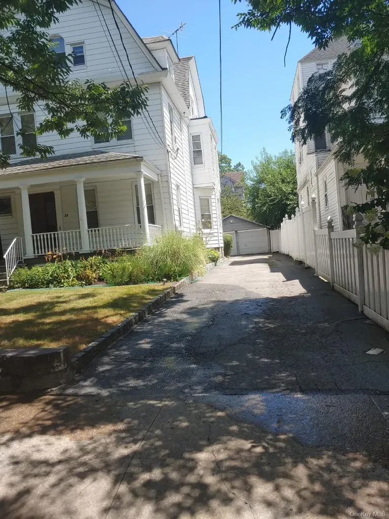 23 Cottage Avenue Mount Vernon NY 10550