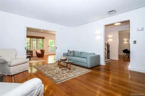 550 Forest Avenue New Rochelle NY 10804