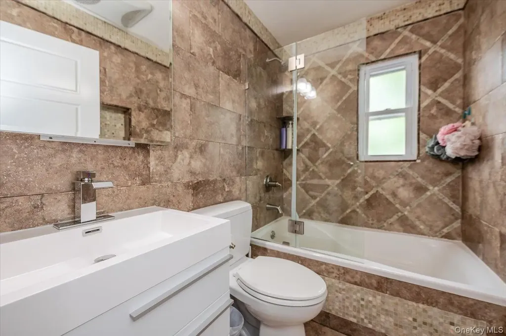 448 Westminster Road Cedarhurst NY 11516