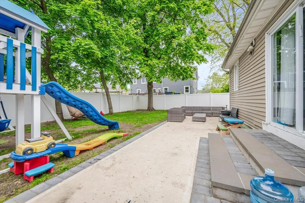 448 Westminster Road Cedarhurst NY 11516