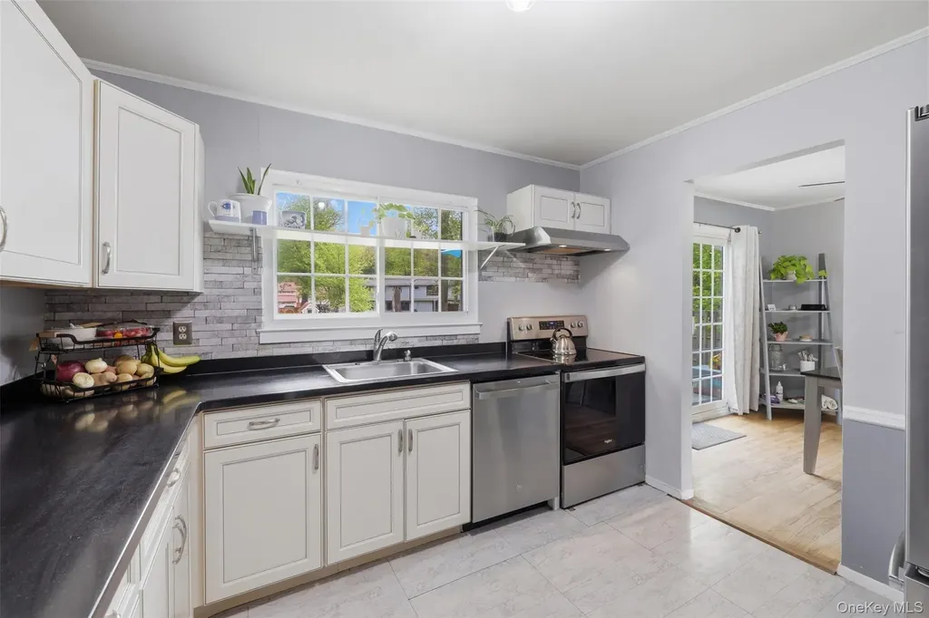 4 Lori Street Poughkeepsie NY 12603