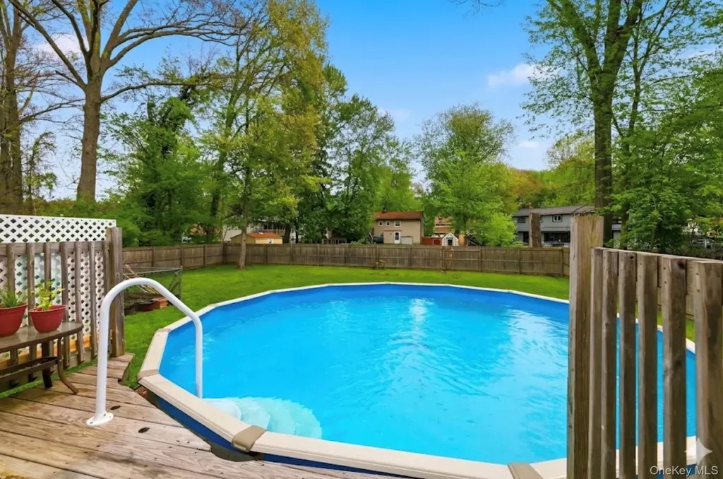 4 Lori Street Poughkeepsie NY 12603