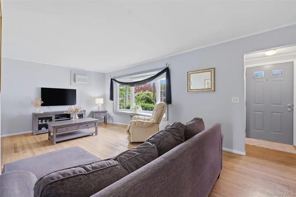 4 Lori Street Poughkeepsie NY 12603