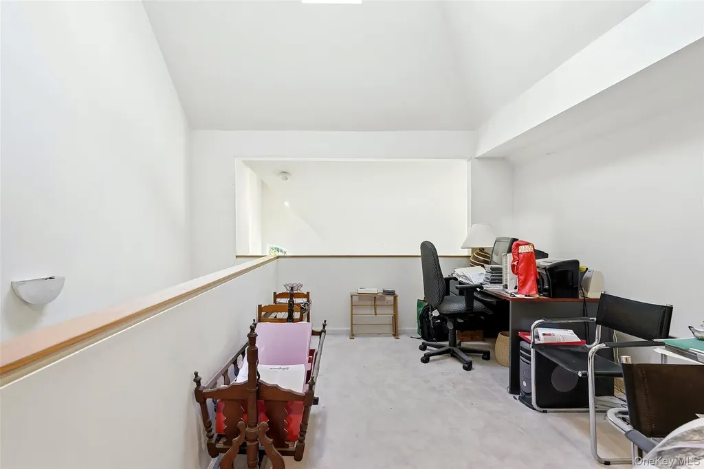 74 Lake Marie Lane Bedford Hills NY 10507