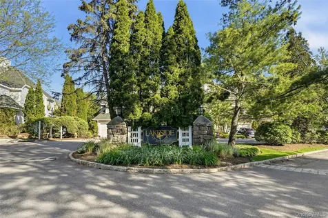 74 Lake Marie Lane Bedford Hills NY 10507