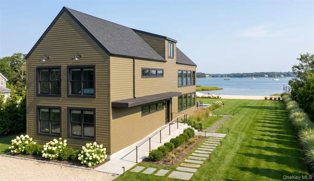 36 Pine Avenue Aquebogue NY 11901