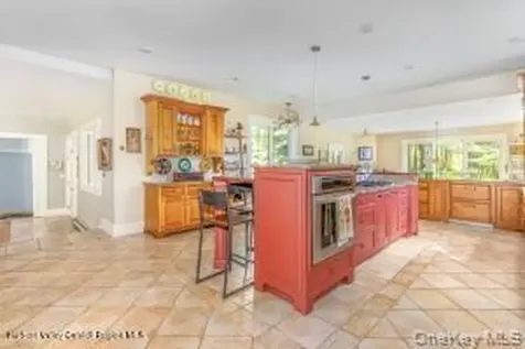 16 Sahler Mill Road Olivebridge NY 12461
