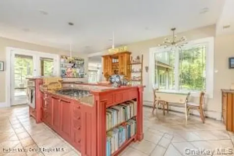 16 Sahler Mill Road Olivebridge NY 12461