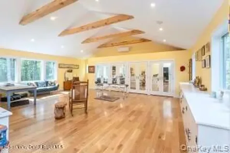 16 Sahler Mill Road Olivebridge NY 12461