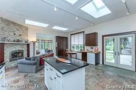 16 Sahler Mill Road Olivebridge NY 12461