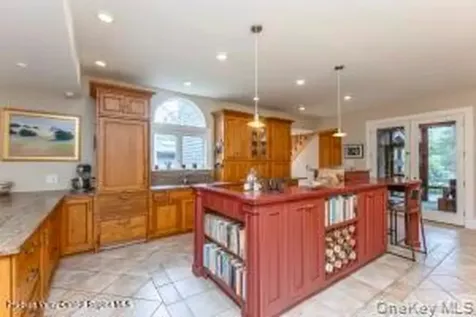 16 Sahler Mill Road Olivebridge NY 12461