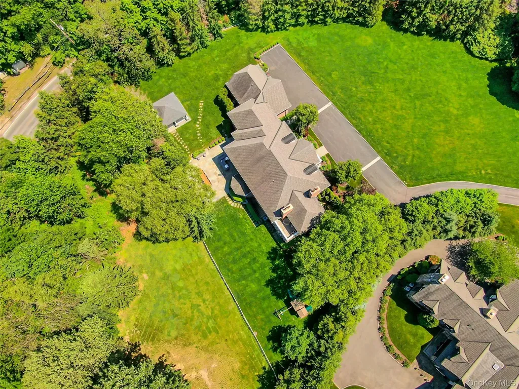 8-10 Championship Drive Mamaroneck NY 10543