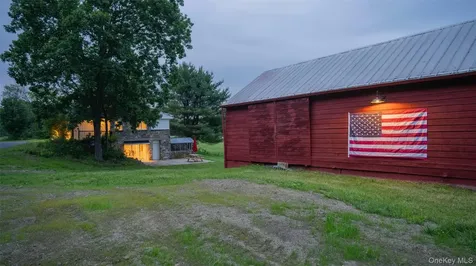 334 Lake Drive Rhinebeck NY 12572