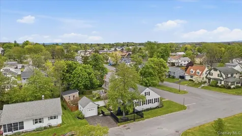 11 Greenport Parkway Hudson NY 12534