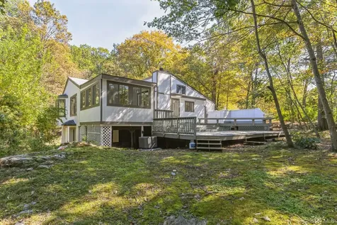 103 Old Highland Turnpike Garrison NY 10524