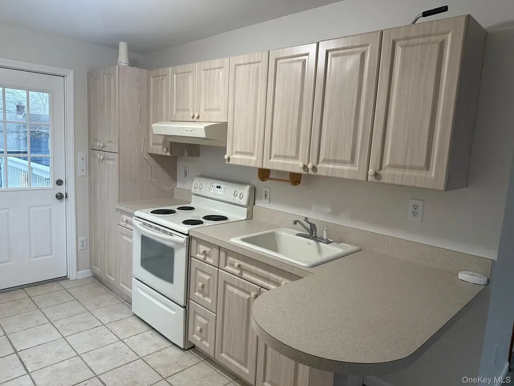 279 Beaver Drive Mastic Beach NY 11951