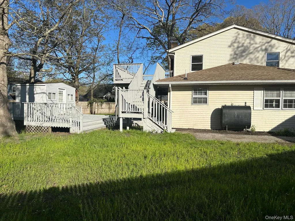 279 Beaver Drive Mastic Beach NY 11951