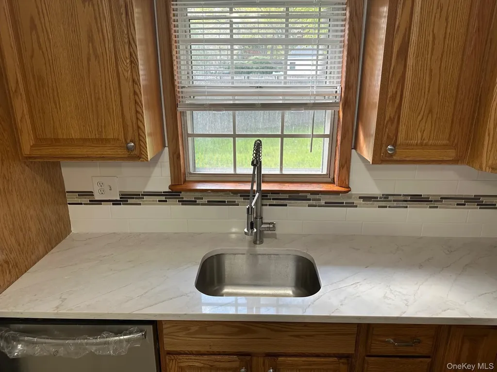 279 Beaver Drive Mastic Beach NY 11951