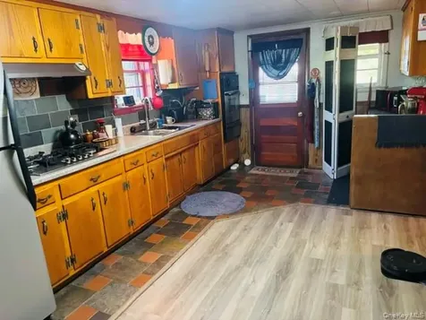 211 Sigler Road Pine Plains NY 12567