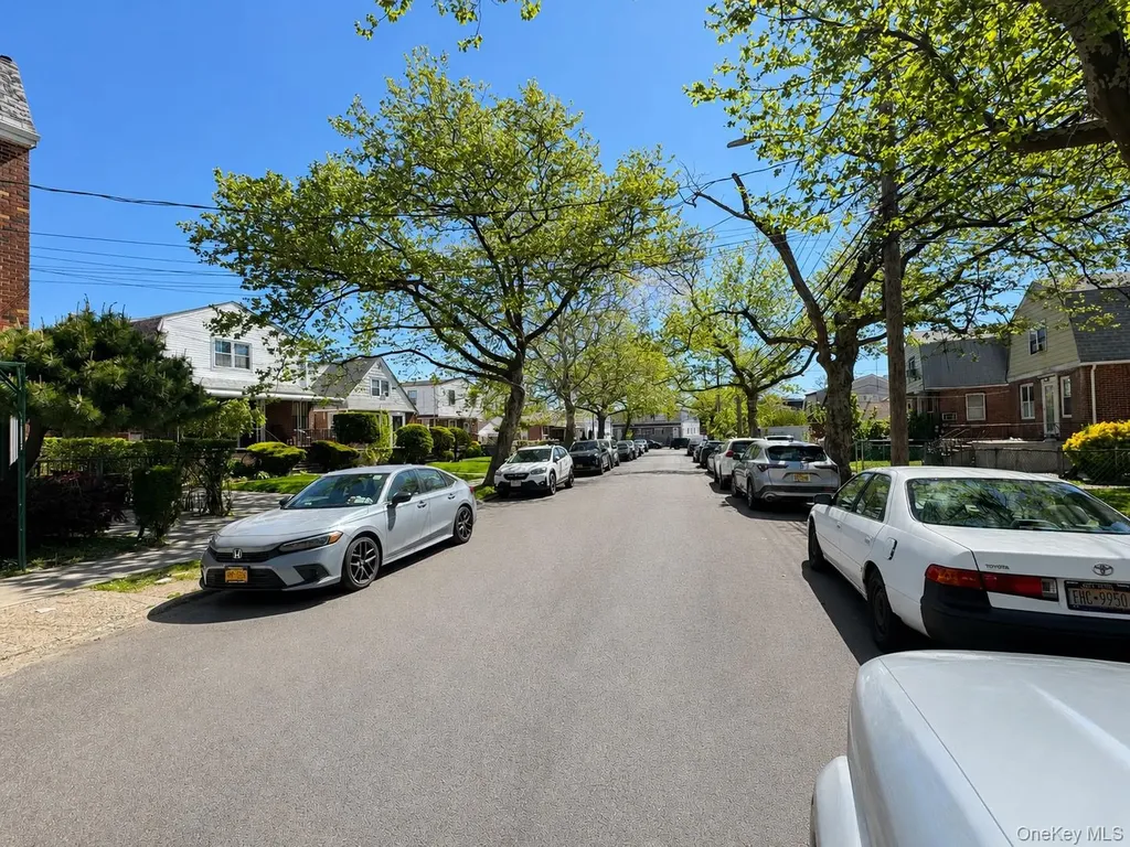 1726 Plainview Avenue Far Rockaway NY 11691