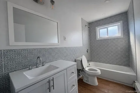 1726 Plainview Avenue Far Rockaway NY 11691