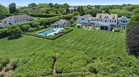 155 Duck Pond Lane Southampton NY 11968