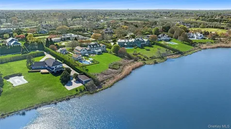 155 Duck Pond Lane Southampton NY 11968