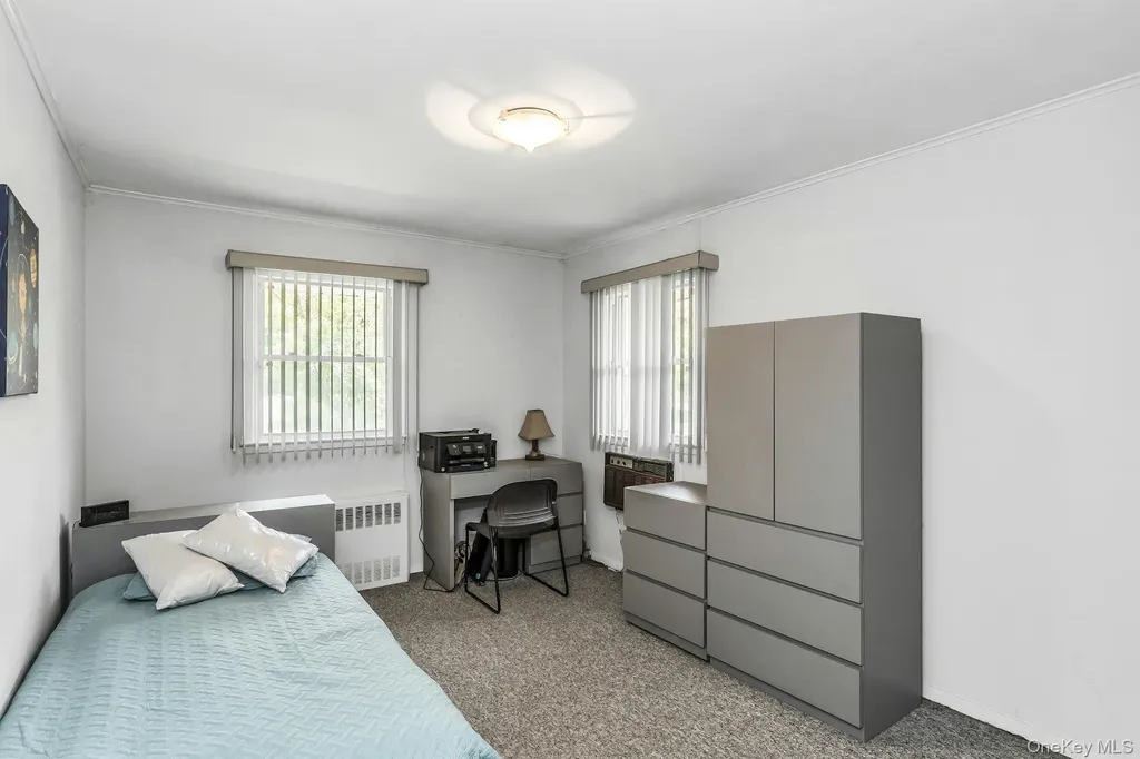 9 Avondale Road Plainview NY 11803