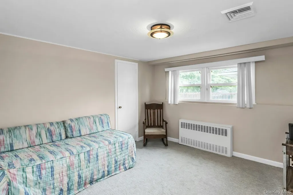 9 Avondale Road Plainview NY 11803
