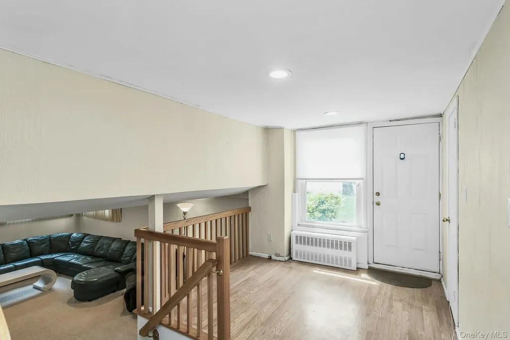9 Avondale Road Plainview NY 11803