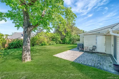 6 Arizona Avenue Syosset NY 11791