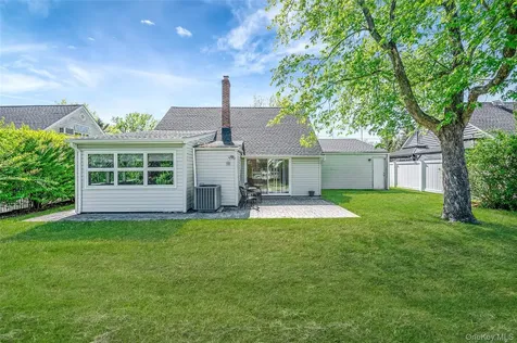 6 Arizona Avenue Syosset NY 11791