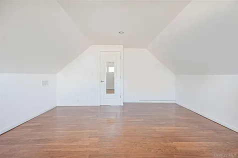 6 Arizona Avenue Syosset NY 11791