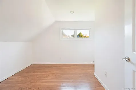 6 Arizona Avenue Syosset NY 11791