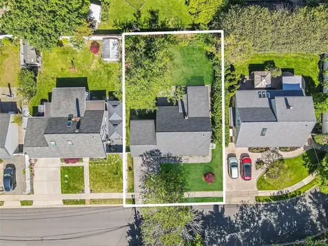 6 Arizona Avenue Syosset NY 11791