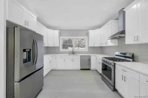 141 Emerson Avenue Floral Park NY 11001