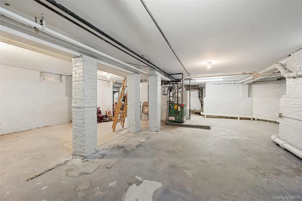 4647 Bedford Avenue Brooklyn NY 11235