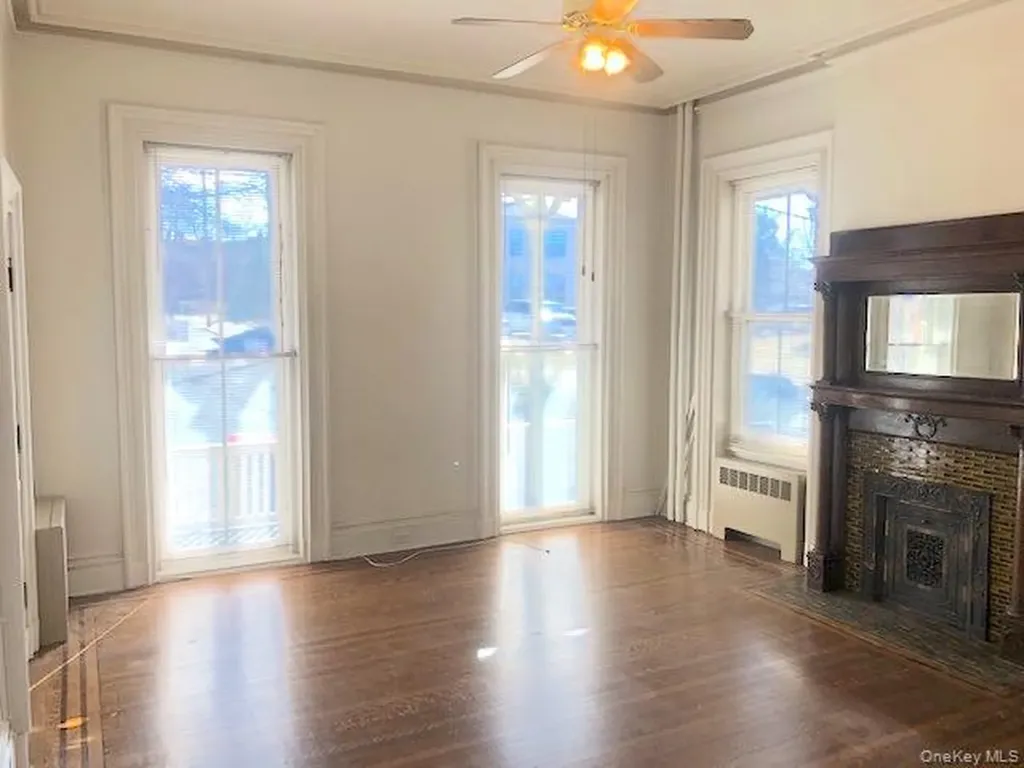 24 Vassar Street Poughkeepsie NY 12601