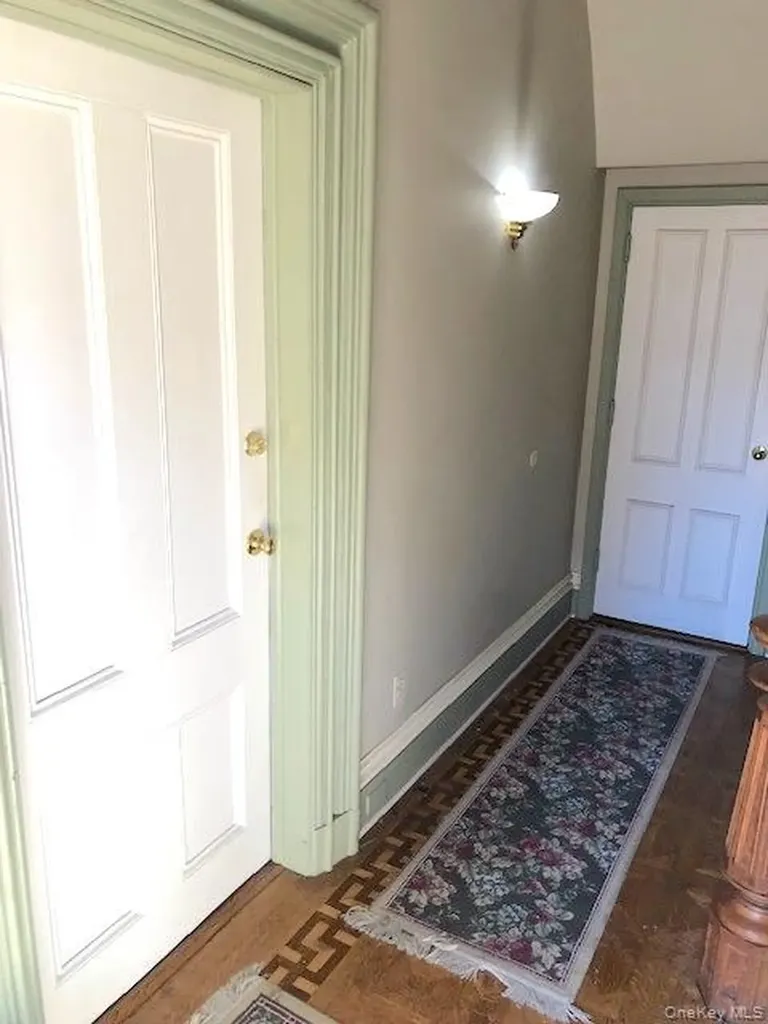 24 Vassar Street Poughkeepsie NY 12601