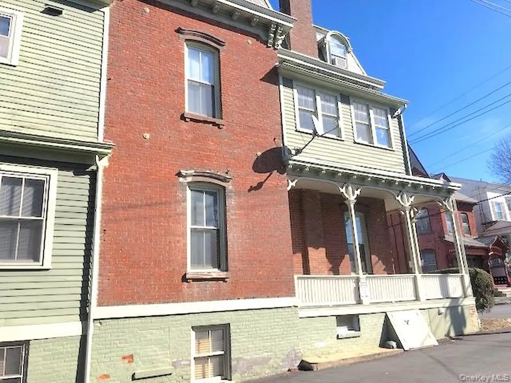 24 Vassar Street Poughkeepsie NY 12601