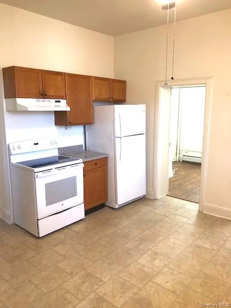 24 Vassar Street Poughkeepsie NY 12601