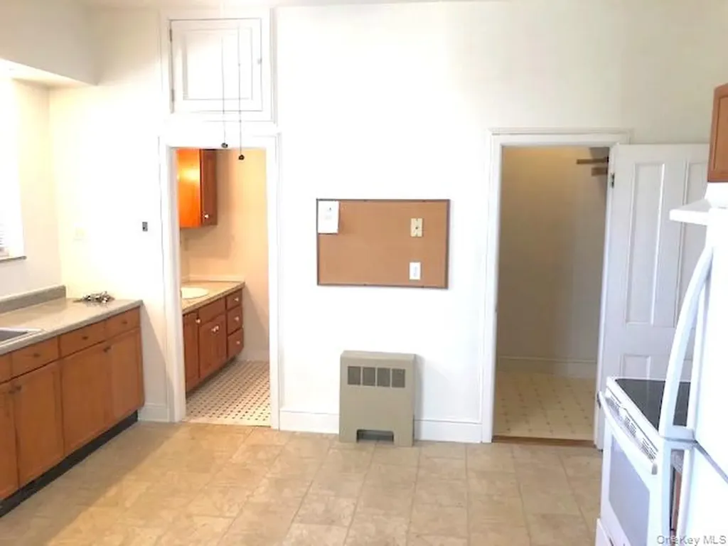 24 Vassar Street Poughkeepsie NY 12601