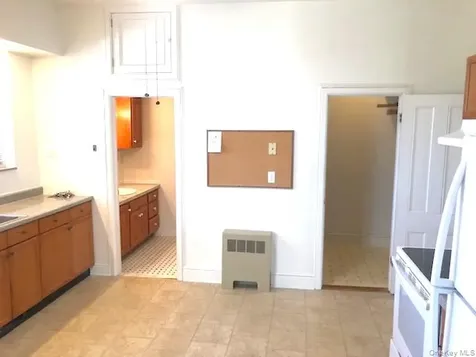 24 Vassar Street Poughkeepsie NY 12601