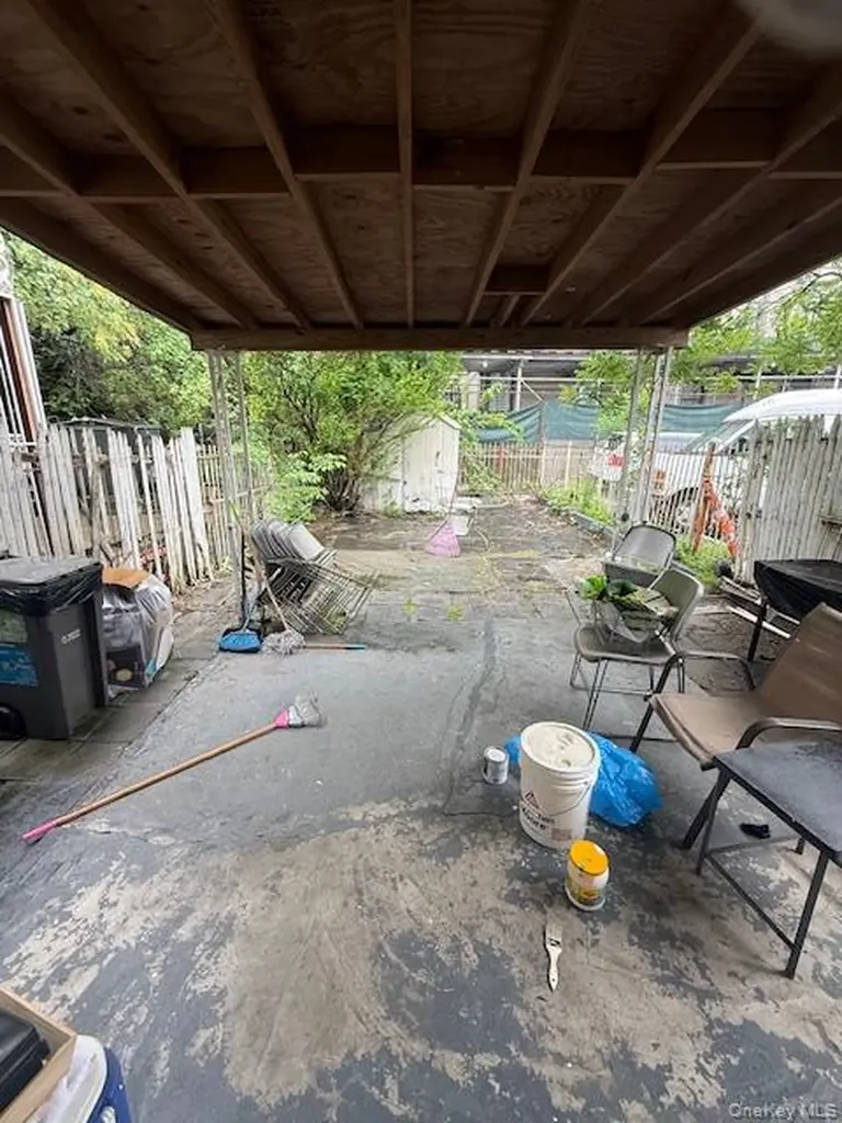 2355 Tiebout Avenue Bronx NY 10458