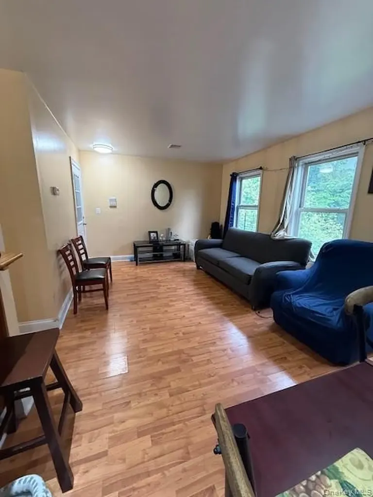 2355 Tiebout Avenue Bronx NY 10458