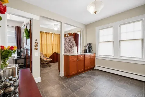 643 Warburton Avenue Yonkers NY 10701