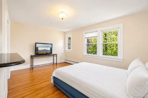643 Warburton Avenue Yonkers NY 10701