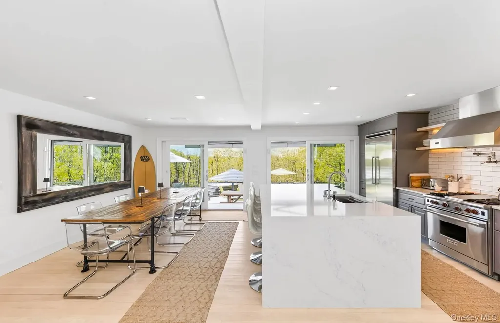 177 Bridies Path Southampton NY 11968
