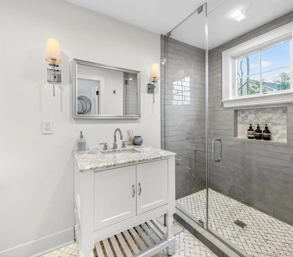 177 Bridies Path Southampton NY 11968